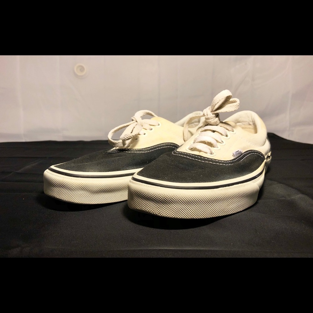 Vans Authentic Black & White (9)